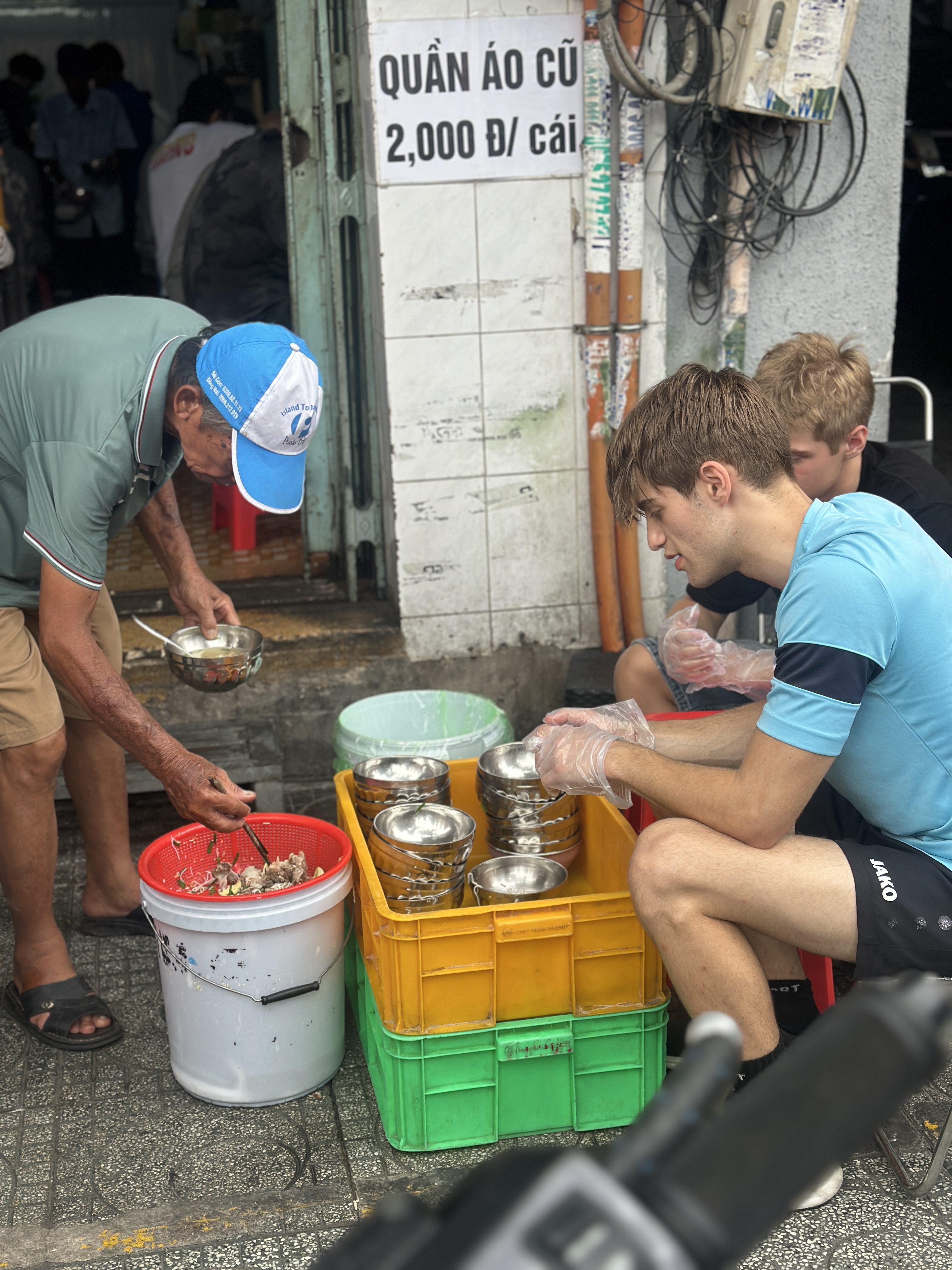 10-2025_Ho Chi Minh Food Outreach (41)