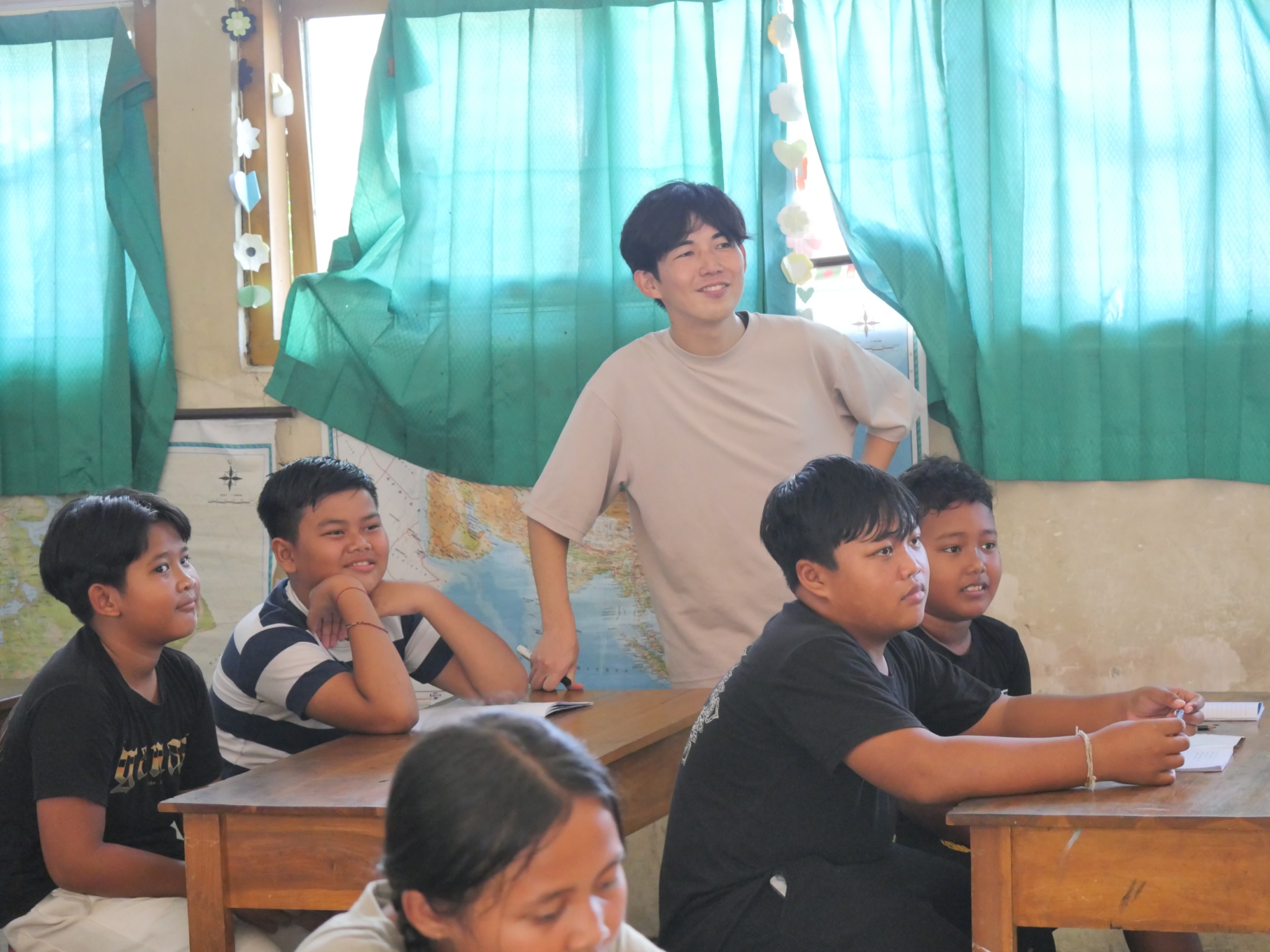 10-2025_Ubud Teaching English (5)
