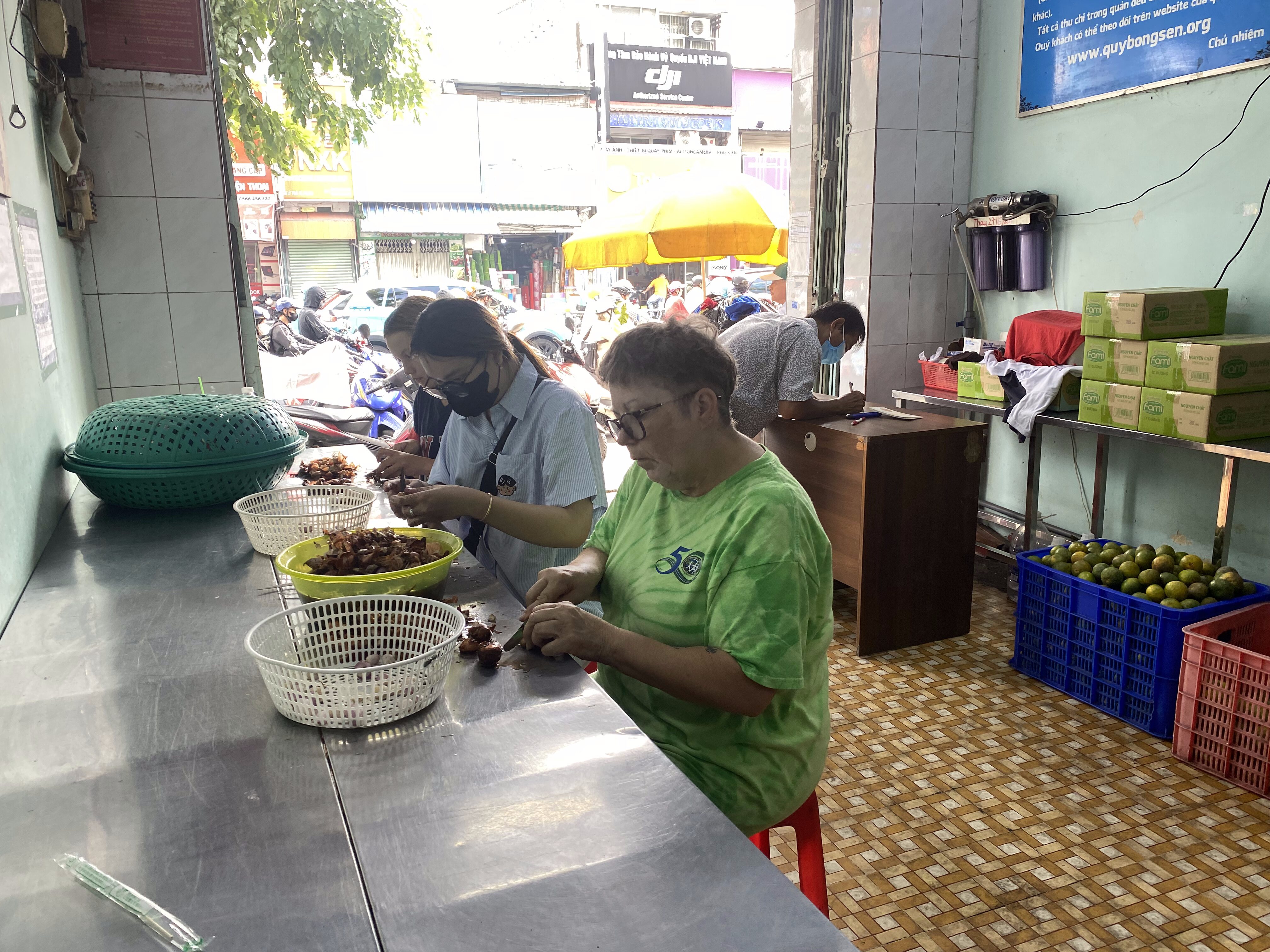 Food Outreach (2)
