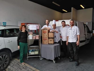 Copy of Volunteers-collecting-food-2
